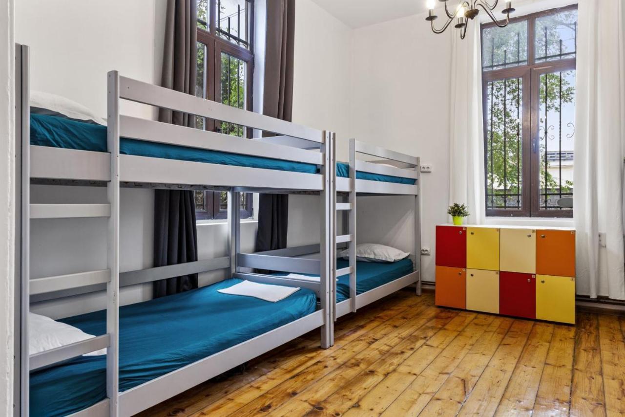 Friends Hostel Bucharest